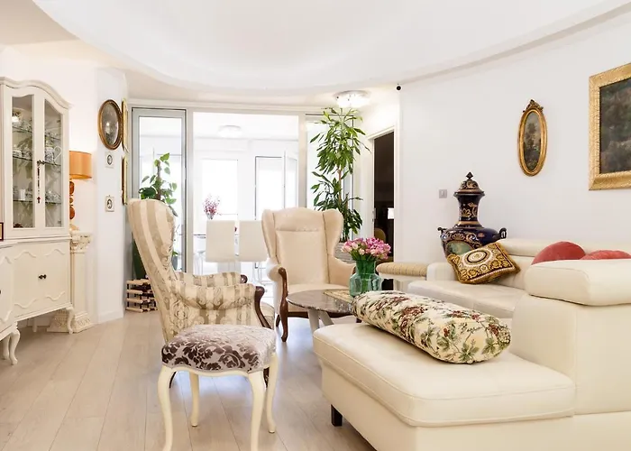 Luxury Sara 아파트