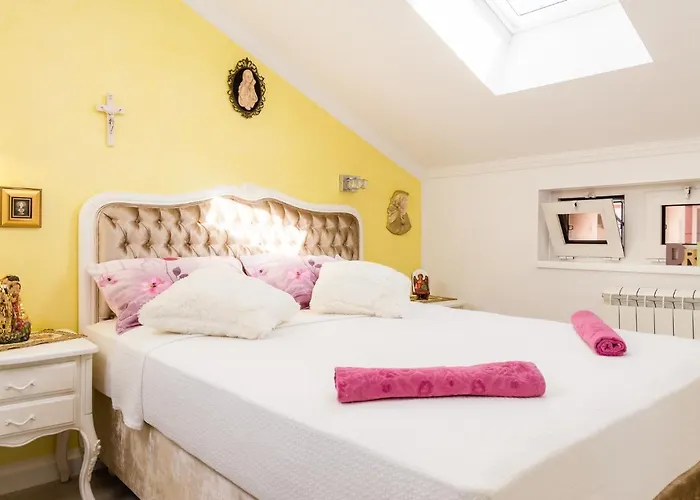 Luxury Sara 아파트 *